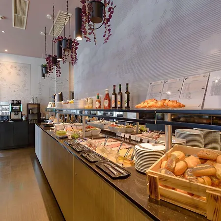 Hotel Mercure Am Mainufer 3*