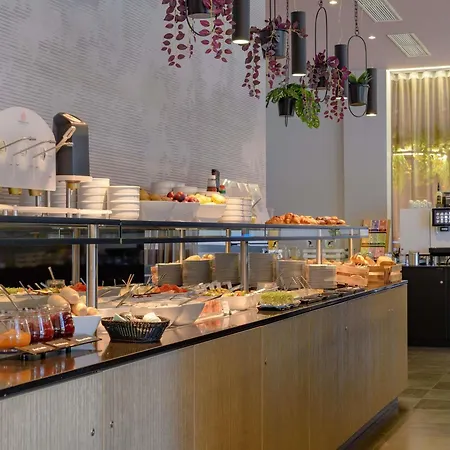 Mercure Am Mainufer 3*