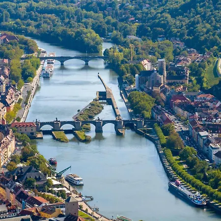 Mercure Am Mainufer فندق فورتسبورغ