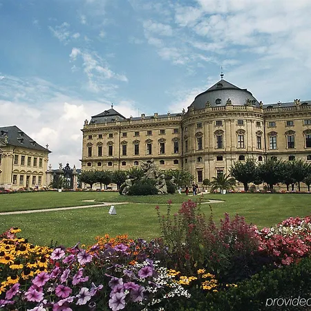 Mercure Am Mainufer Szálloda 3*